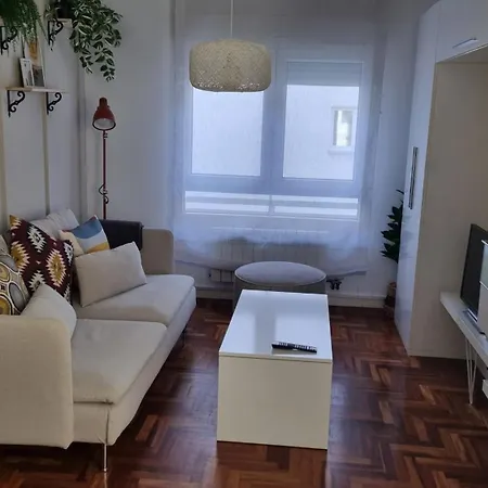 Piso Centro Con Garaje Daire Oviedo